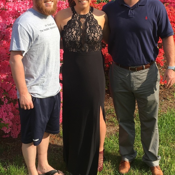 Prom dress - Picture 2 of 3